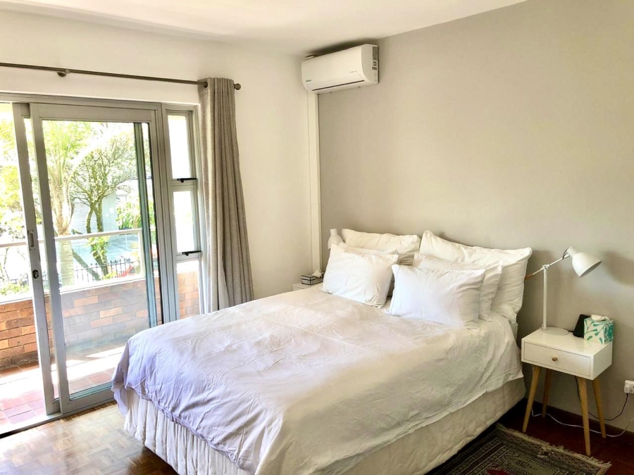 2 Bedroom Property for Sale in Sea Point Western Cape